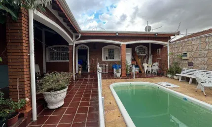 Casa à venda em Campinas, Jardim Nova Europa, com 3 quartos, com 178 m²