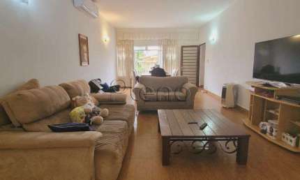 Casa à venda em Campinas, Jardim Dom Bosco, com 3 quartos, com 230 m²