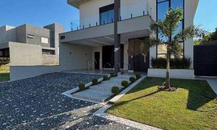 Casa à venda em Valinhos, Pinheiro, com 4 quartos, com 275 m², Condomínio Portal do Jequitibá