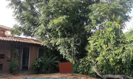 Sobrado à venda em Campinas, Parque São Quirino, com 5 quartos, com 437.96 m²
