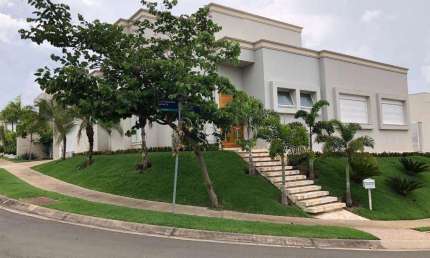 Casa à venda em Campinas, Parque dos Alecrins, com 3 suítes, com 233 m²