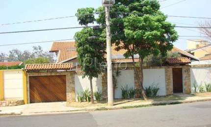 Casa à venda e para locação com 4 suítes no Parque Taquaral, Campinas.