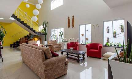 Sobrado à venda em Valinhos, null, com 5 suítes, com 343.66 m², Colina dos Alamos