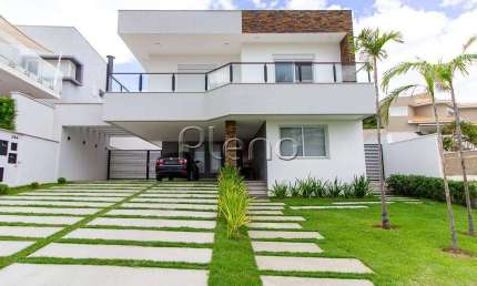 Sobrado à venda em Campinas, Loteamento Alphaville Campinas, com 3 suítes, com 368 m²
