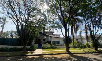 Sobrado à venda em Valinhos, Vale do Itamaracá, com 5 quartos, com 469.21 m²