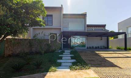 Sobrado à venda em Campinas, Barão Geraldo, com 5 suítes, com 435 m², Residencial Estancia Eudoxia