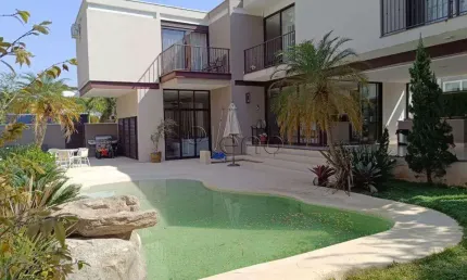 Sobrado à venda e para alugar em Campinas, Swiss Park, com 3 suítes, com 305 m²