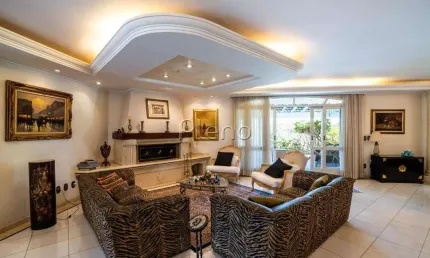 Casa à venda e para alugar em Valinhos, Chácaras Alpina, com 5 quartos, com 1200 m²