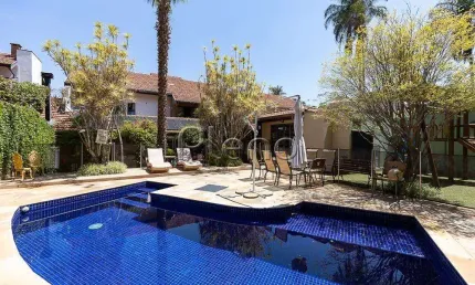 Sobrado à venda em Campinas, Jardim Santa Marcelina, com 5 quartos, com 330 m², Villa Bela