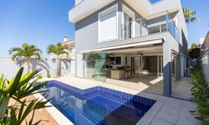 Sobrado à venda em campinas, swiss park, com 3 suítes, com 270 m²