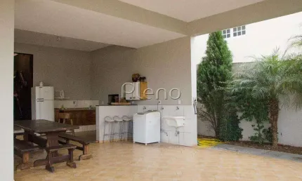 Sobrado à venda em Valinhos, Santa Cruz, com 4 quartos, com 351 m², Residencial Terras do Caribe