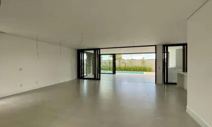 Casa à venda no Loteamento Residencial Arborais, 4 quartos - Campinas.