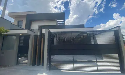 Casa térrea à venda no Reserva dos Jatobás, bairro Pinheirinho em Vinhedo - São Paulo.
