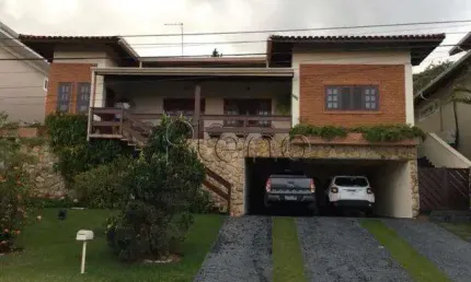 Casa à venda com 3 quartos no Condomínio Jardim Paulista I, em Vinhedo!