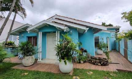 Casa à venda com 3 quartos no Vista Alegre, Vinhedo.