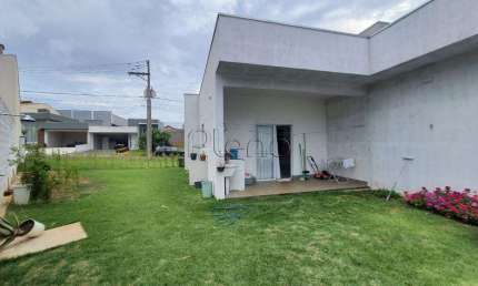 Casa à venda com 2 quartos no Residencial Aurora em Paulínia