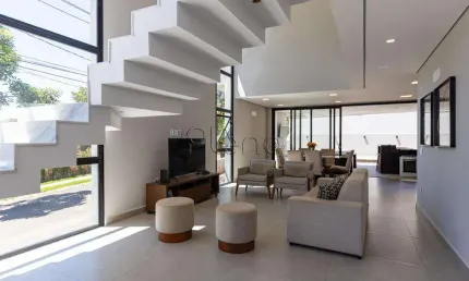 Casa à venda com 3 suítes no Residencial Santa Maria, Valinhos.