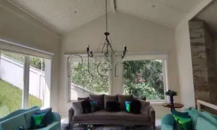 Casa para venda com 3 suítes no Vista Alegre, Vinhedo.