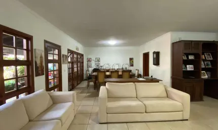 Casa à venda com 3 suítes no Jardim Paraíso, Campinas.