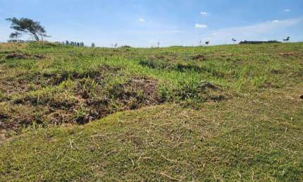 Terreno à venda com 2.505m² no condomínio Fazenda da Grama em Itupeva