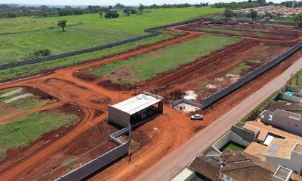 Terreno à venda com 370 m² no condomínio residencial portoville são luiz, paulínia.