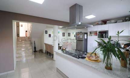 Casa à venda com 3 quartos no Jardim Novo Horizonte, Valinhos.