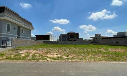 Terreno à venda com 481 m² no Residencial Arborais, Campinas.