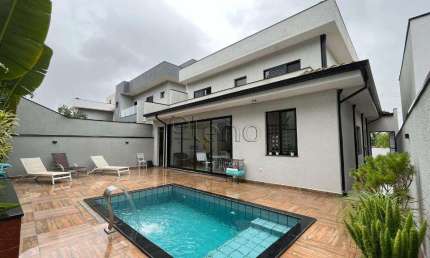Sobrado à venda com 4 quartos no Residencial Villa do Sol, Valinhos.