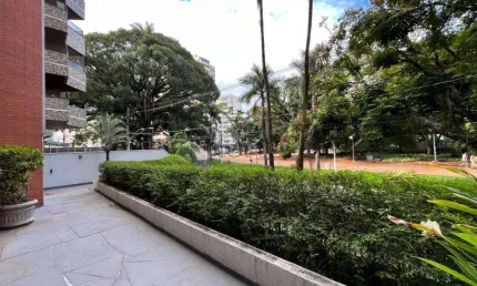 Apartamento à venda com 3 quartos no Centro, Campinas.