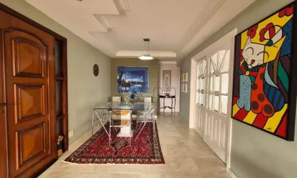 Apartamento à venda com 4 quartos no Cambuí, em Campinas