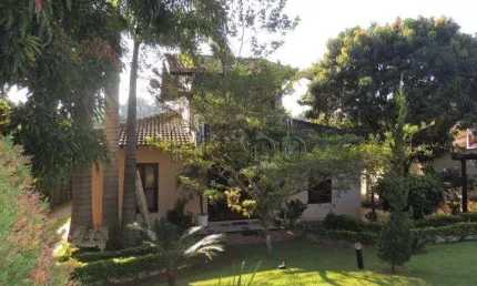 Casa à venda com 3 quartos no Condomínio Vinhas da Vista Alegre, Vinhedo.