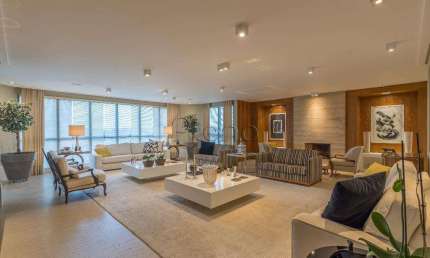Apartamento à venda com 4 suítes no Cambuí, Campinas.