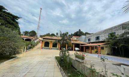 Casa à venda com 4 quartos na Vila Ipê, em Campinas