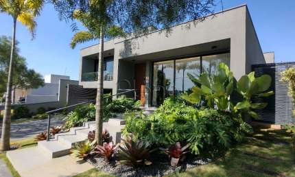 Casa à venda com 3 suítes no Jardim dos Lagos em Indaiatuba