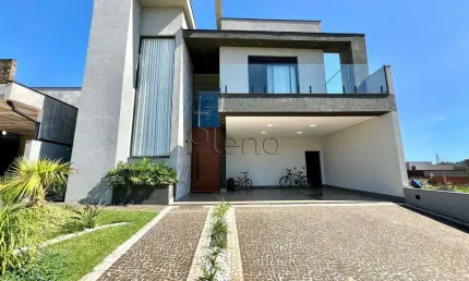 Casa à venda com 3 suítes no Residencial Royal Garden, em Paulínia.