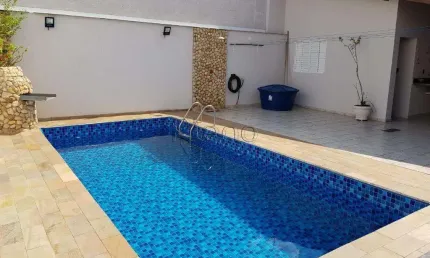 Casa à venda com 4 quartos no Alto do Taquaral, Campinas.