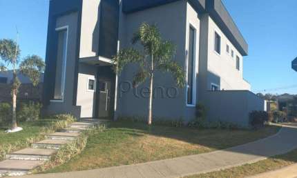 Sobrado à venda com 3 suítes no Residencial Viena em Indaiatuba