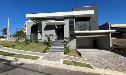 Casa à venda com 4 suítes no Condomínio Portal do Jequitibá, Valinhos.