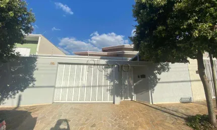 Casa à venda com 3 quartos no Jardim Chapadão, Campinas.