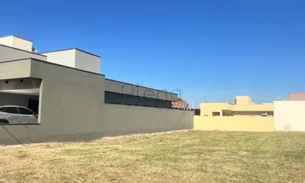 Terreno à venda com 300 m² no Campos do Conde II, Paulínia.