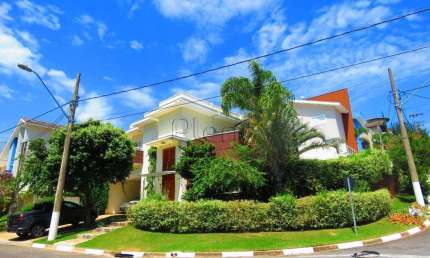 Casa à venda com 4 quartos no Condomínio Recanto dos Paturis, Vinhedo.