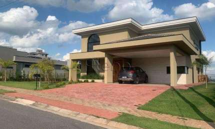 Casa à venda com 4 suítes no Residencial Campo de Toscana, Vinhedo.
