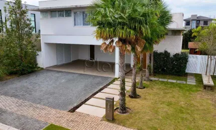 Casa à venda com 4 suítes no Residencial Campo de Toscana, Vinhedo.