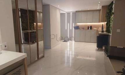 Apartamento à venda com 3 suítes no Taquaral, Campinas.