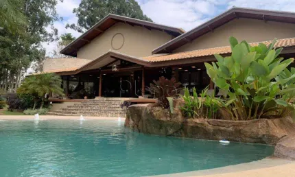 Casa com 8 quartos à venda, Helvétia, em Indaiatuba.