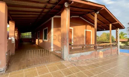 Casa à venda com 3 quartos no Parque Xangrilá, Campinas.