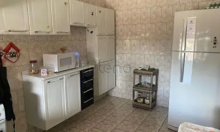 Casa à venda com 3 quartos no Jardim Noêmia, Campinas.