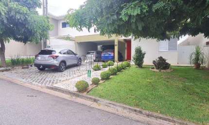 Casa à venda com 3 quartos no Residencial Picollo Villaggio, Louveira.