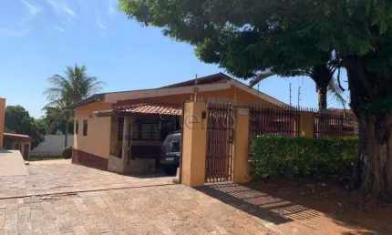 Casa à venda em Campinas, Parque Rural Fazenda Santa Cândida, com 3 quartos, com 300 m²