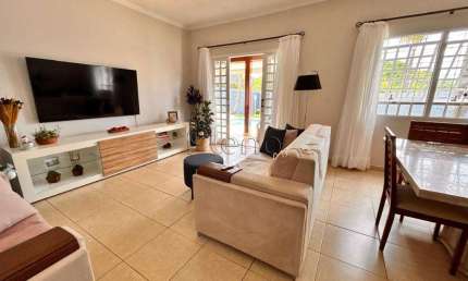 Casa à venda em Campinas, Parque Alto Taquaral, com 5 suítes, com 263 m²